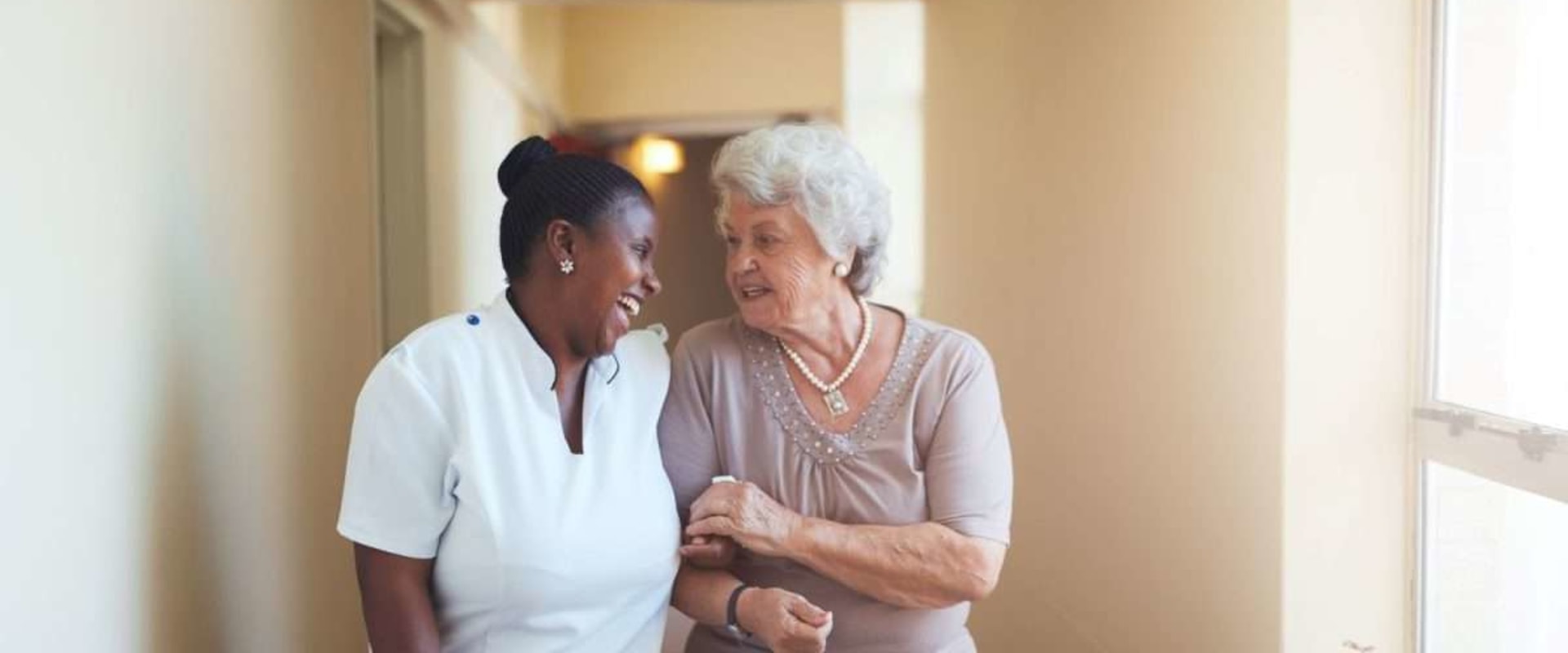 The Essential Guide to Selecting the Perfect Caregiver for Your Elderly Loved One